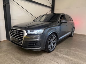 Audi Q7, modelår 2015, 232,000 km