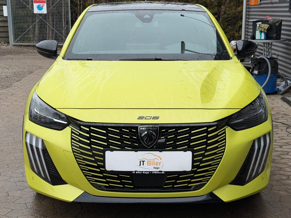 Peugeot e-208 54 GT 5d