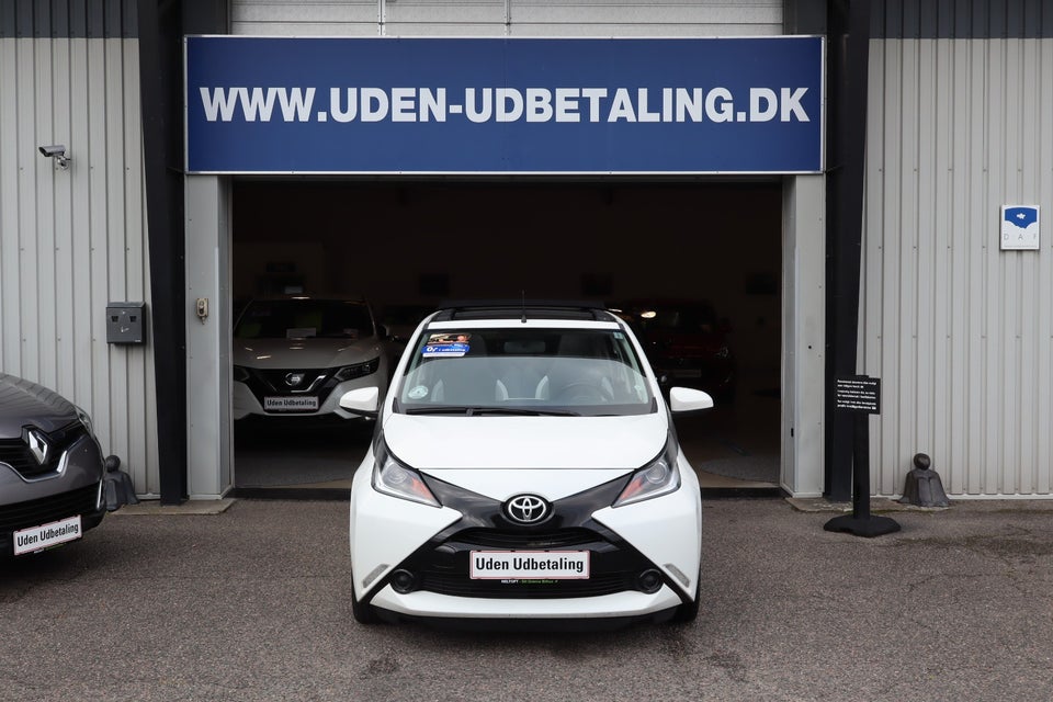 Toyota Aygo 1,0 VVT-i x-sky 5d