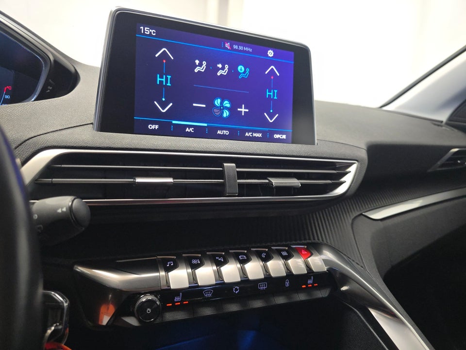 Peugeot 3008 1,2 e-THP 130 Active 5d