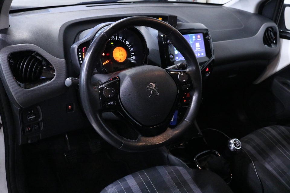 Peugeot 108 1,0 e-VTi 72 Allure+ 5d