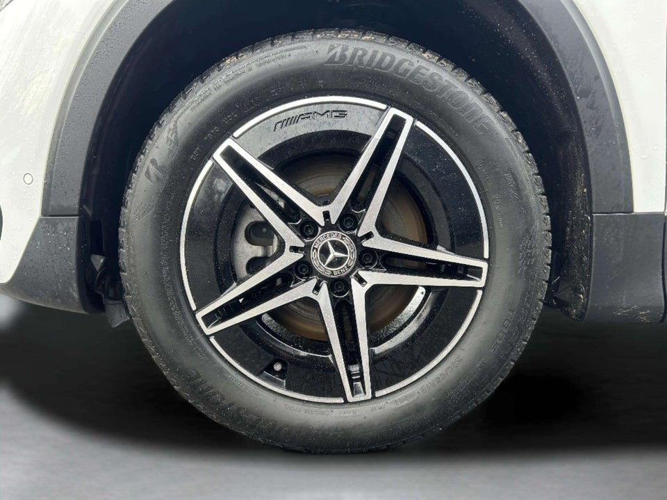 Mercedes EQB250 AMG Line 5d