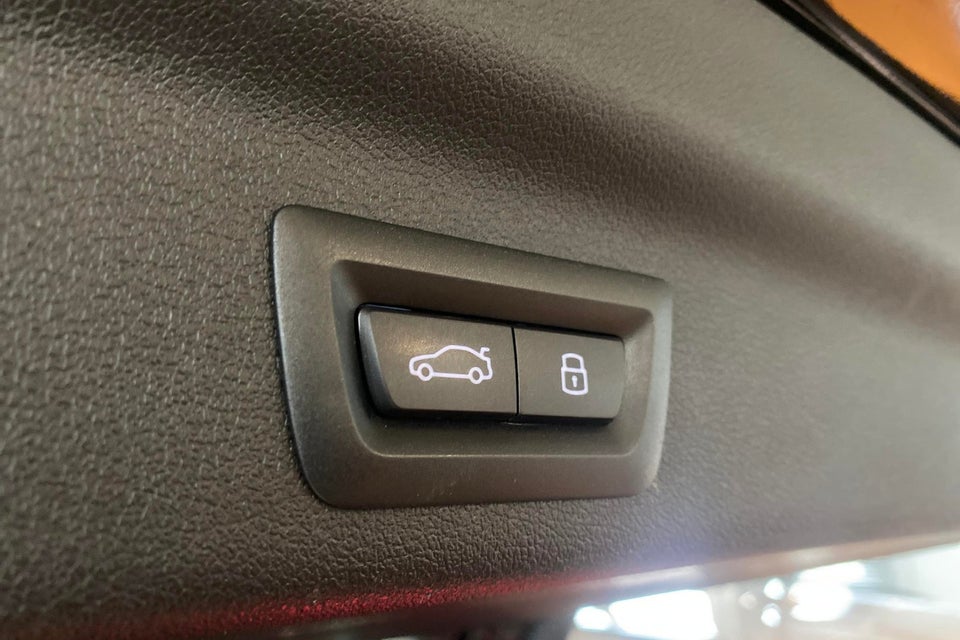 BMW iX1 eDrive20 M-Sport 5d