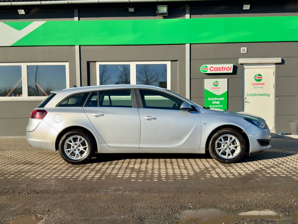 Opel Insignia 1,4 T 140 Edition Sports Tourer eco 5d