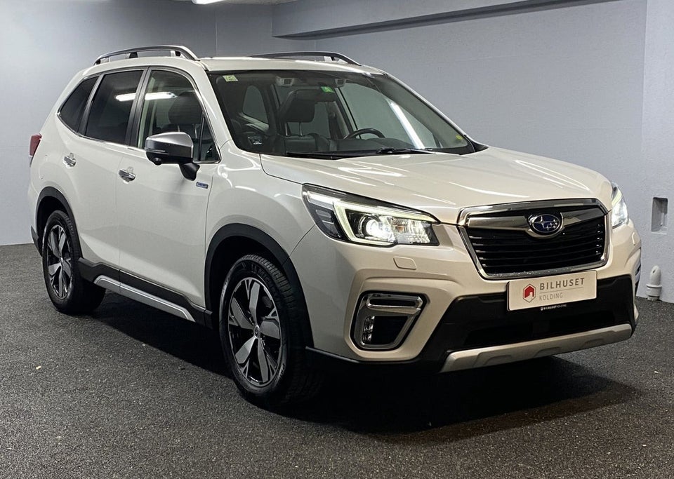 Subaru Forester 2,0 e-Boxer Summit L-tr. 5d