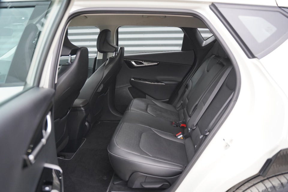 Kia EV6 77 Long Range Upgrade 5d