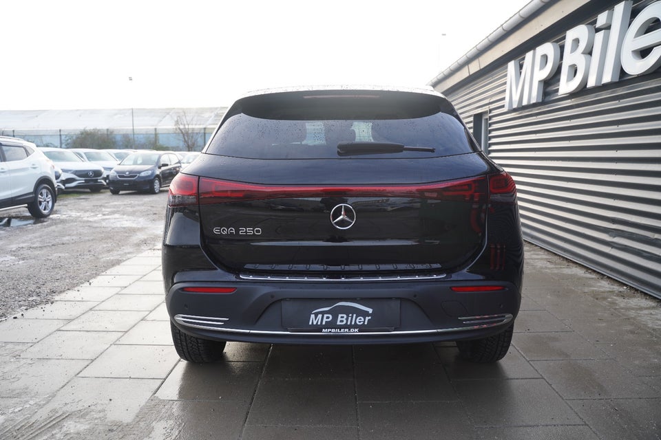 Mercedes EQA250 Progressive 5d