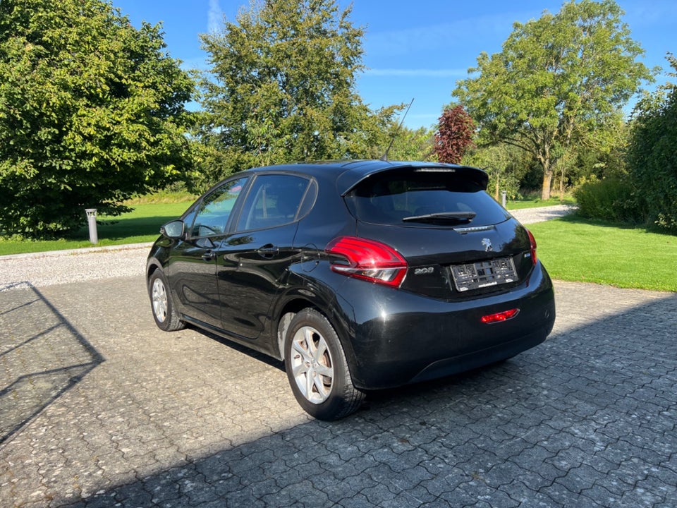 Peugeot 208 1,6 BlueHDi 100 Desire Sky 5d