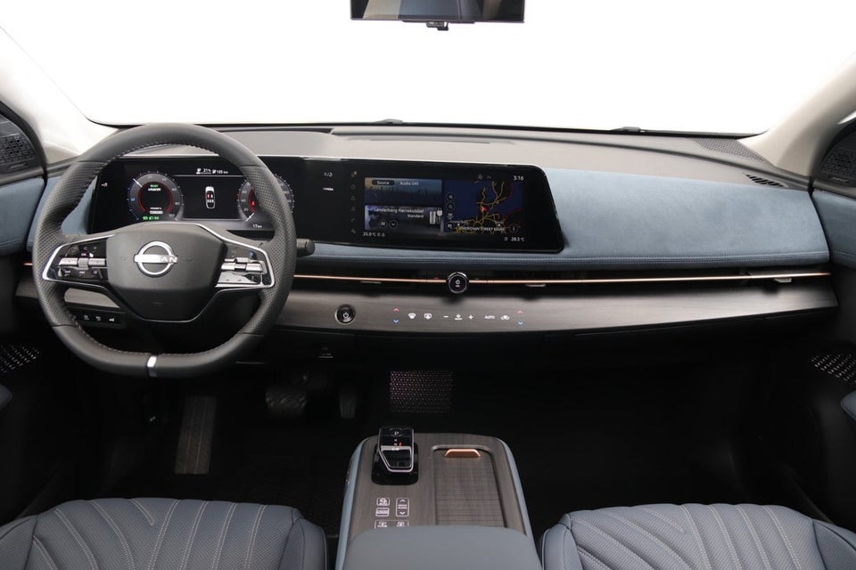 Nissan Ariya 87 Evolve Van 5d