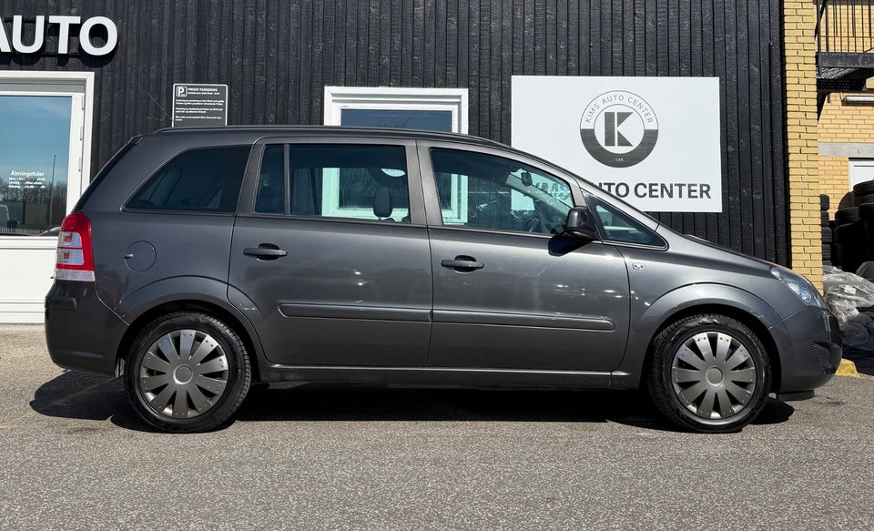 Opel Zafira 1,6 16V Classic 5d