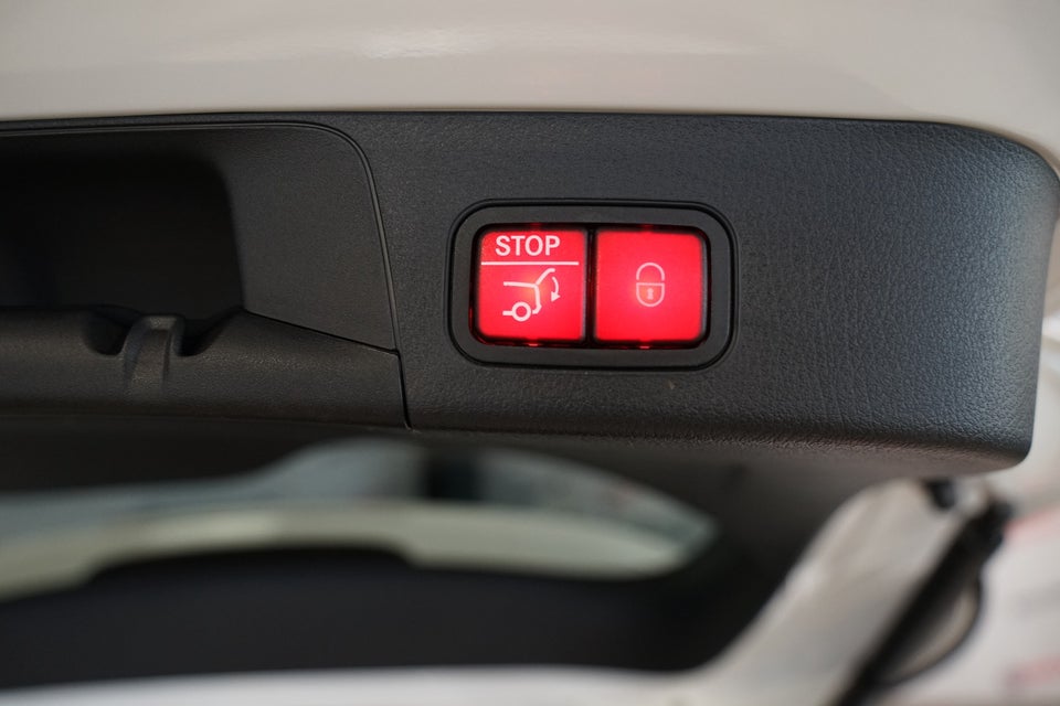 Mercedes EQB300 Progressive Advance Plus 4Matic 5d