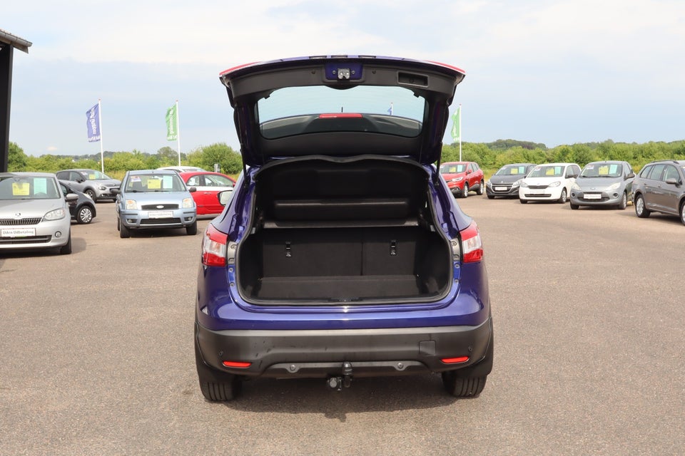 Nissan Qashqai 1,2 Dig-T 115 Tekna 5d