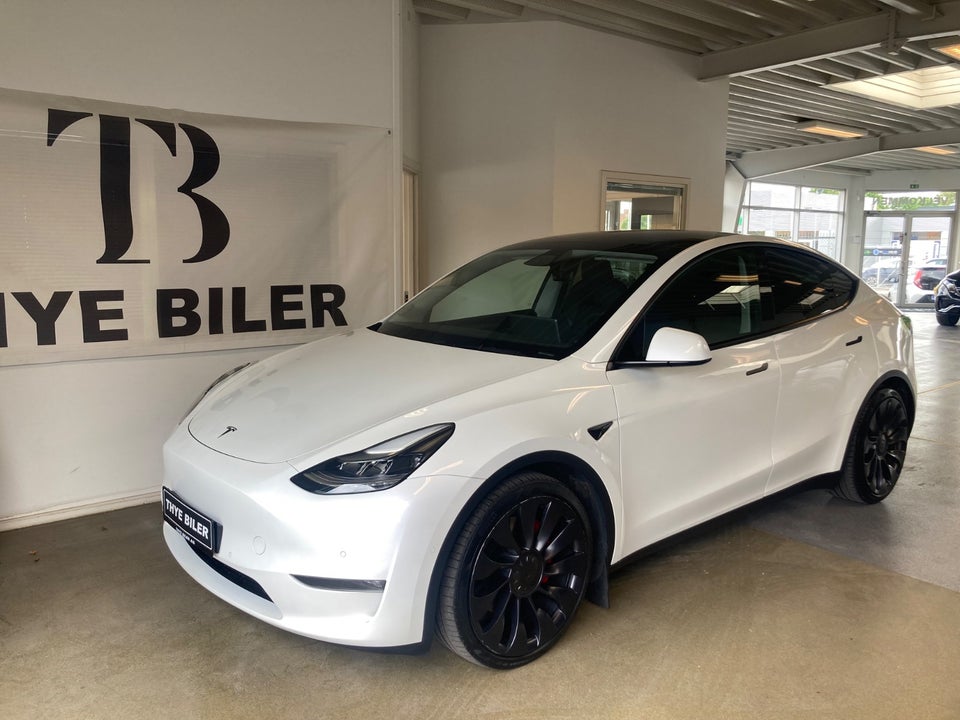 Tesla Model Y Performance AWD 5d