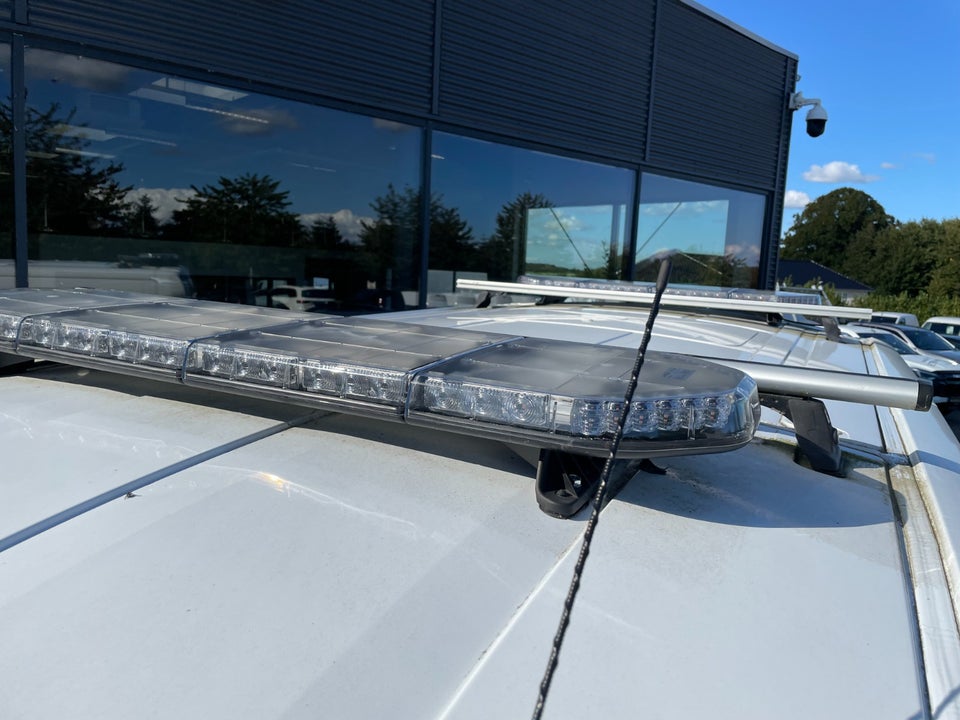 Ford Transit 350 L2 Van 2,0 TDCi 170 Trend H2 RWD