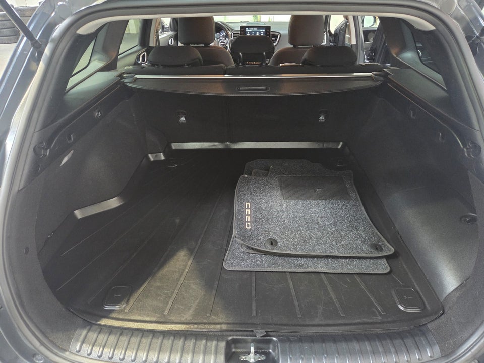 Kia Ceed 1,6 PHEV Prestige SW DCT 5d