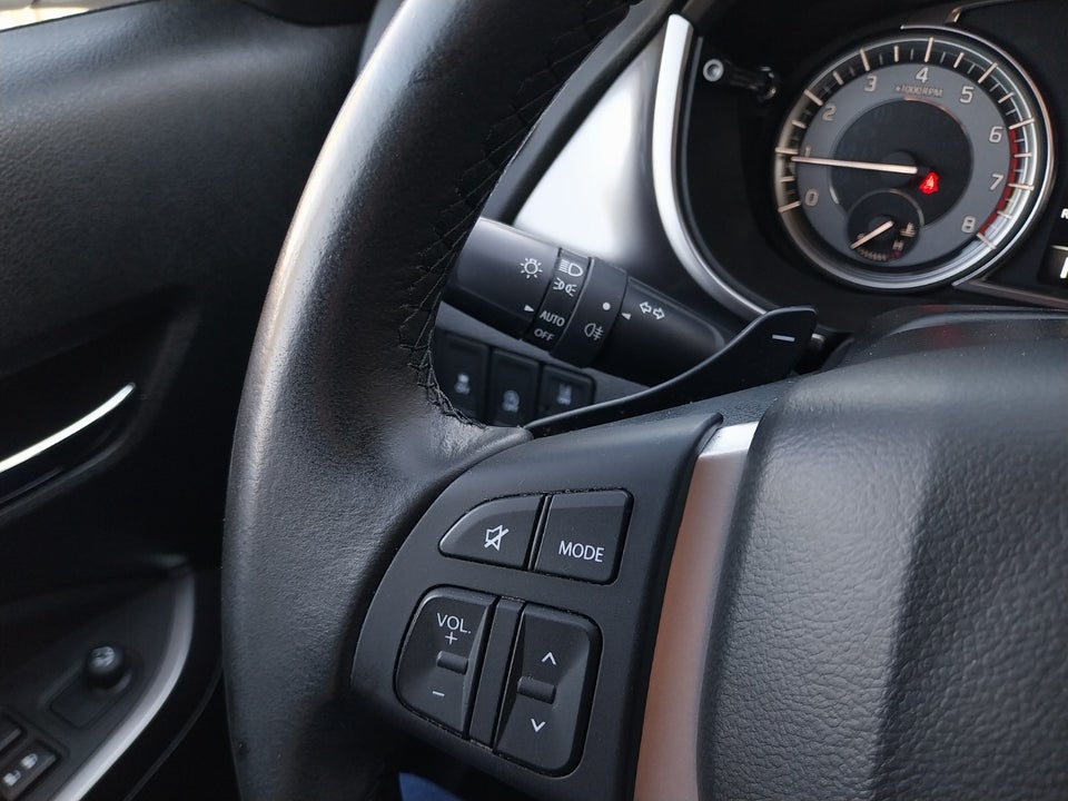 Suzuki Vitara 1,4 mHybrid Active aut. 5d