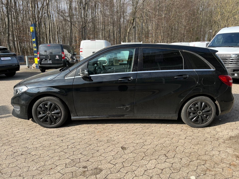 Mercedes B220 d 2,2 aut. Van 5d