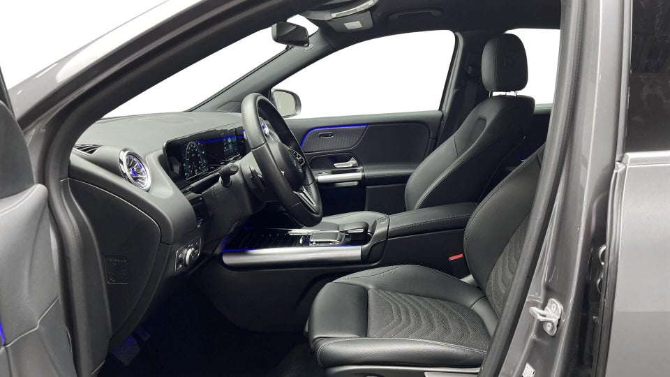 Mercedes EQA250+ Progressive 5d