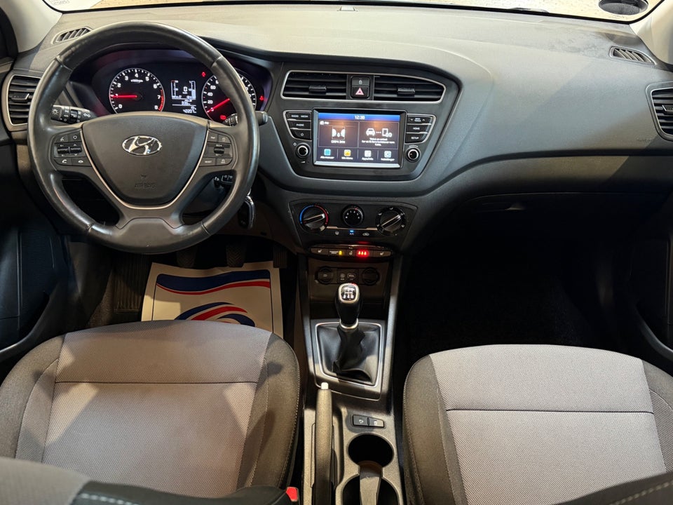 Hyundai i20 1,25 Trend 5d