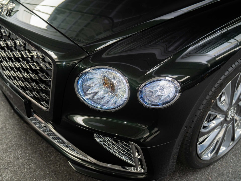 Bentley Flying Spur 4,0 V8 Hybrid Mulliner aut. 4d