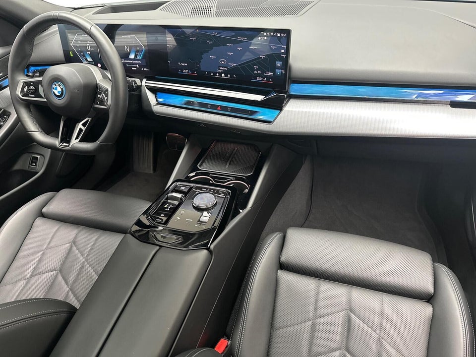 BMW i5 xDrive40 Touring Fully Charged 5d