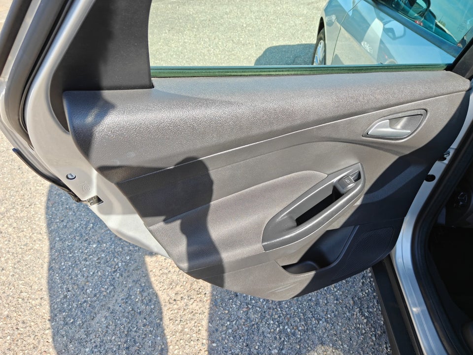 Ford Focus 1,0 SCTi 100 Titanium ECO 5d