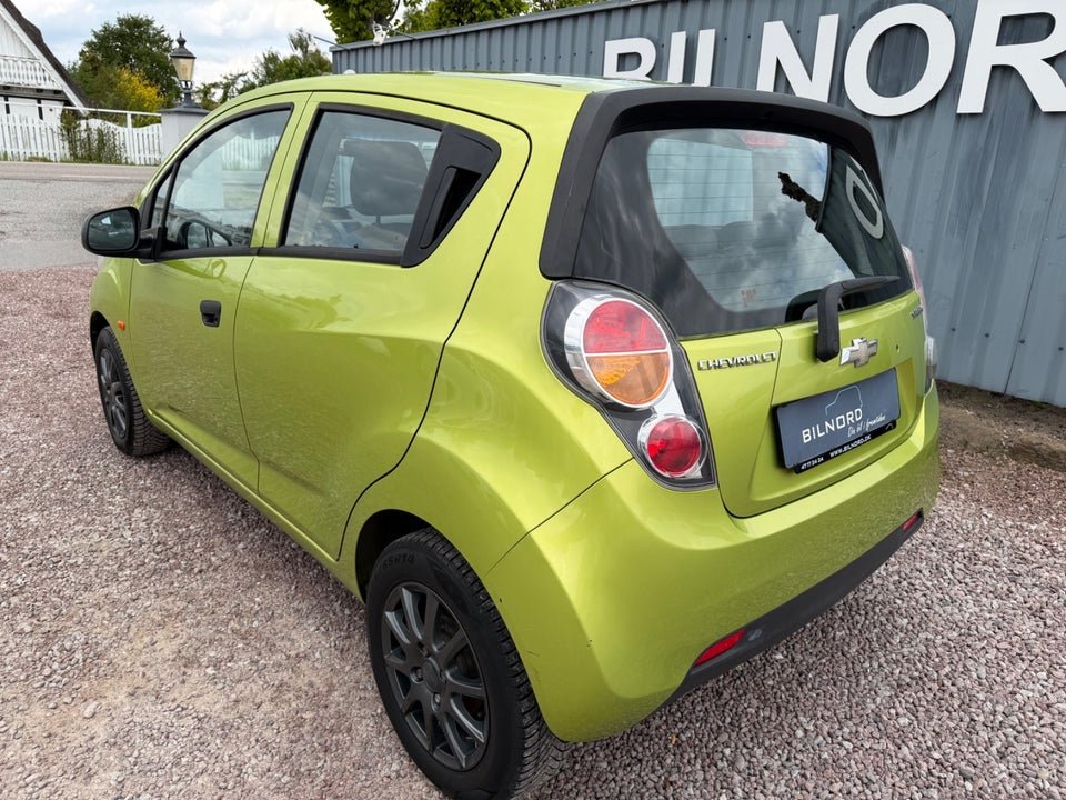 Chevrolet Spark 1,0 LS 5d