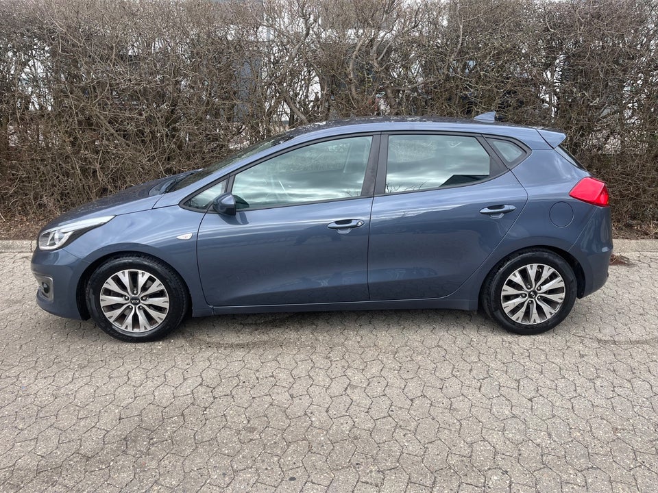 Kia Ceed 1,0 T-GDi Attraction 5d
