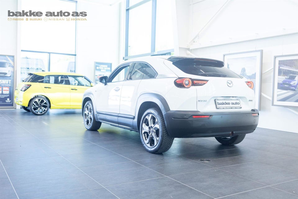 Mazda MX-30 e-SkyActiv Advantage 5d