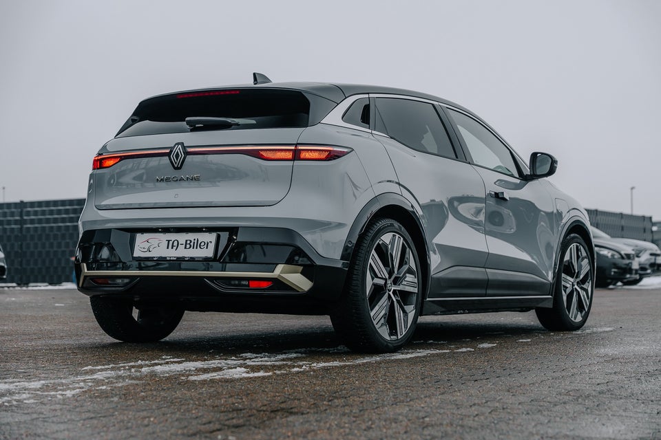 Renault Megane E-Tech 60 Iconic 5d
