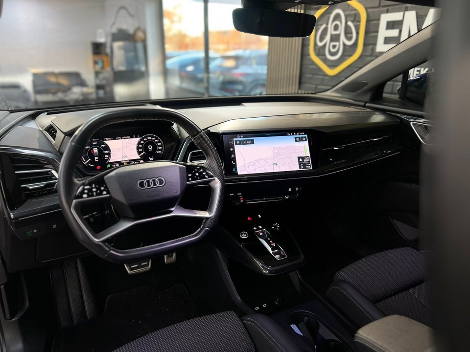 Audi Q4 e-tron 35 S-line 5d