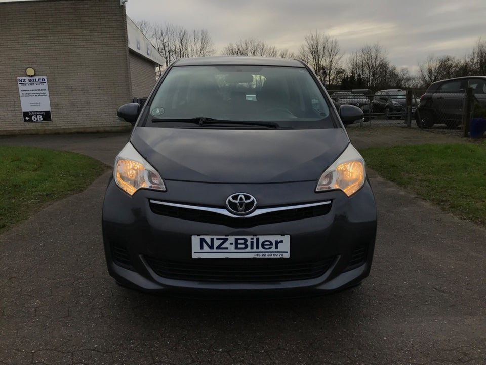 Toyota Verso-S 1,3 VVT-i T2 5d