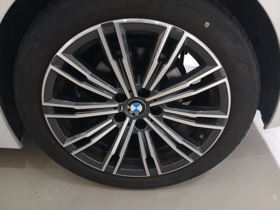 BMW 320i 2,0 Touring M-Sport aut. 5d