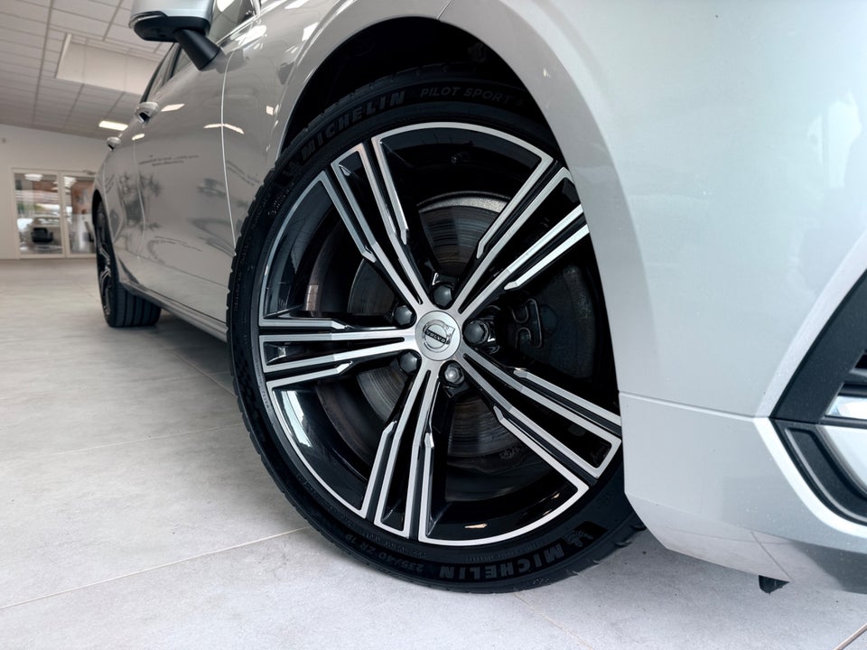 Volvo V60 2,0 T6 ReCharge Inscription aut. AWD 5d