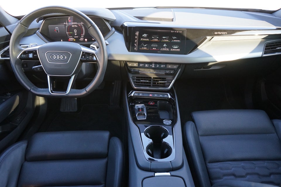 Audi e-tron GT quattro 4d