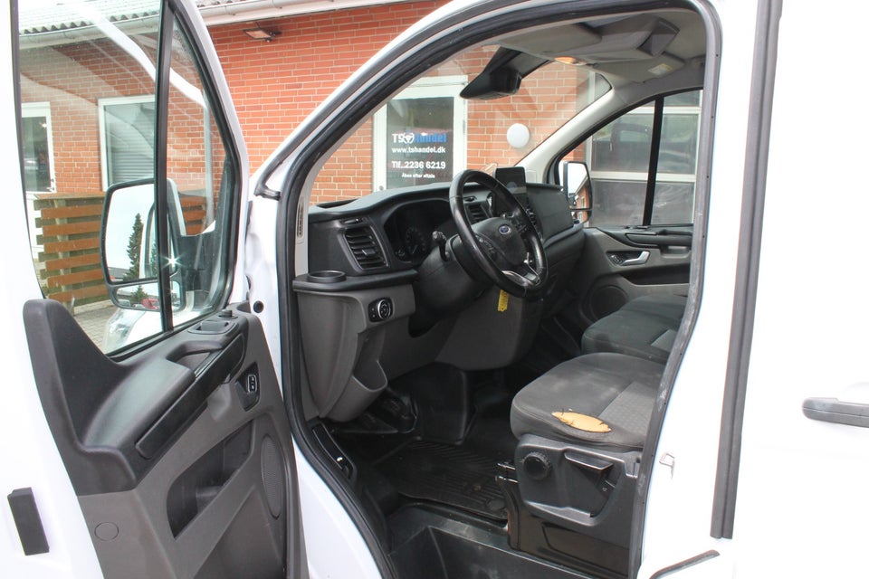 Ford Transit Custom 300 L2 2,0 TDCi 130 Trend