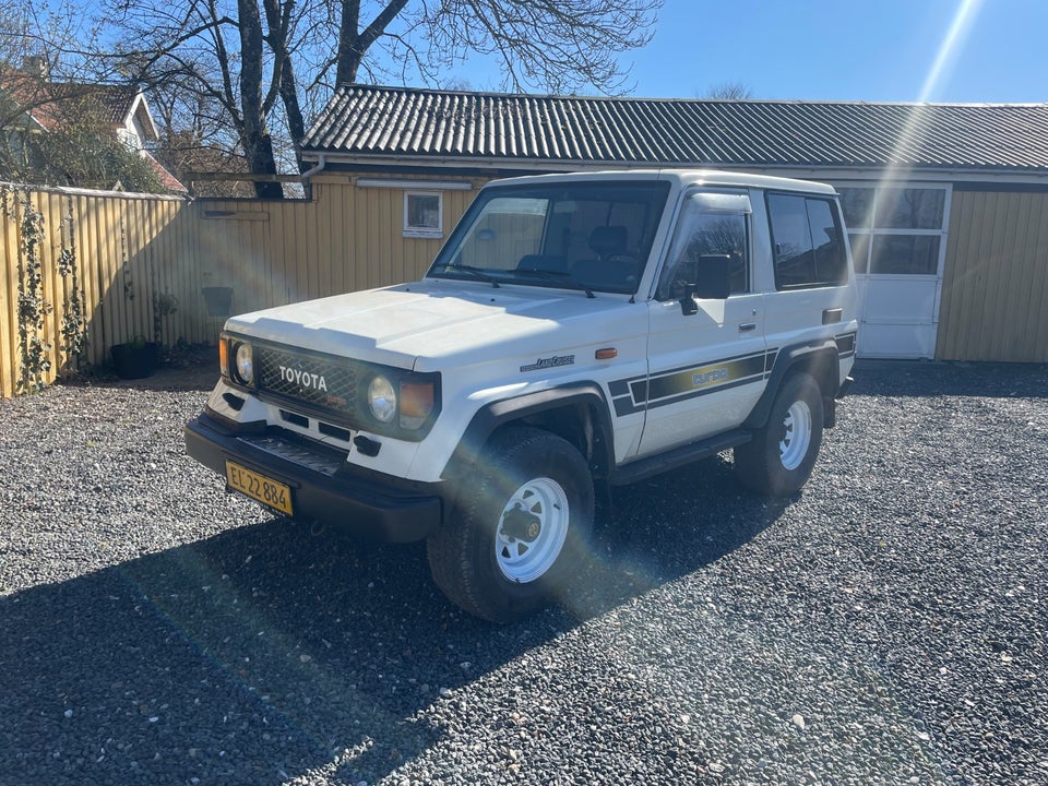 Toyota Land Cruiser 2,4 TD 4x4 3d