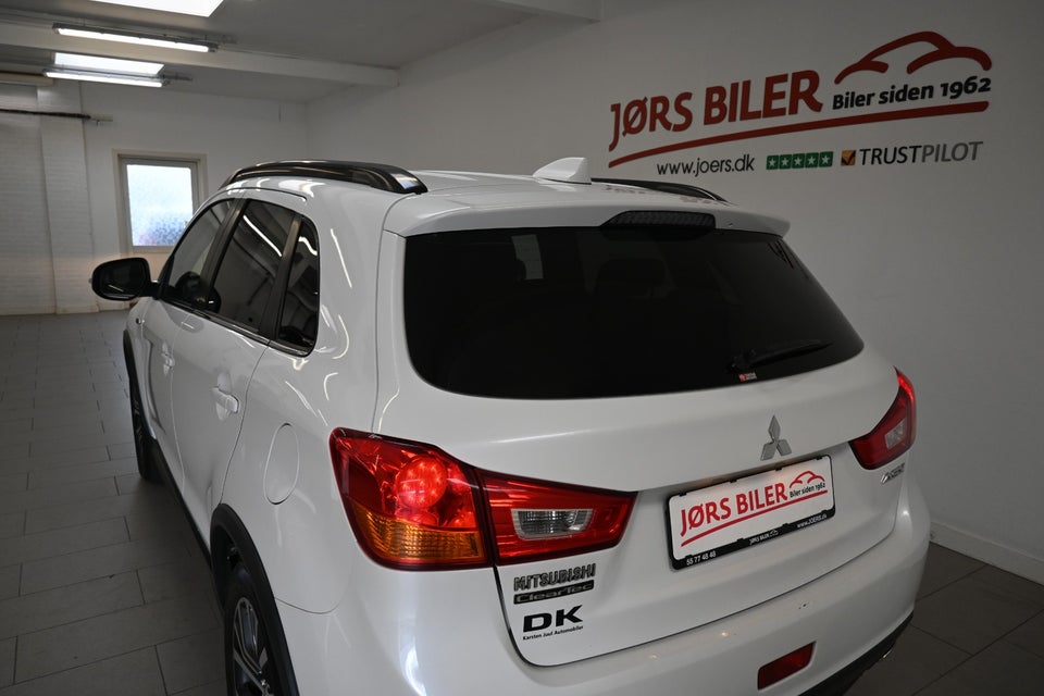 Mitsubishi ASX 1,6 Invite 5d