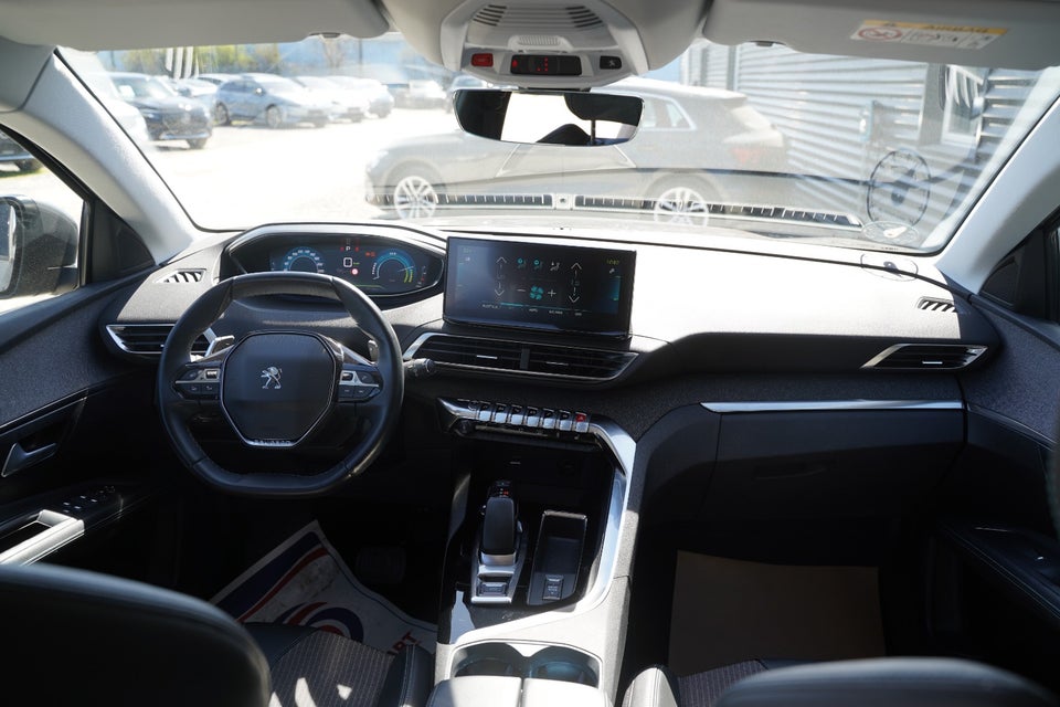 Peugeot 3008 1,6 Hybrid Allure EAT8 5d