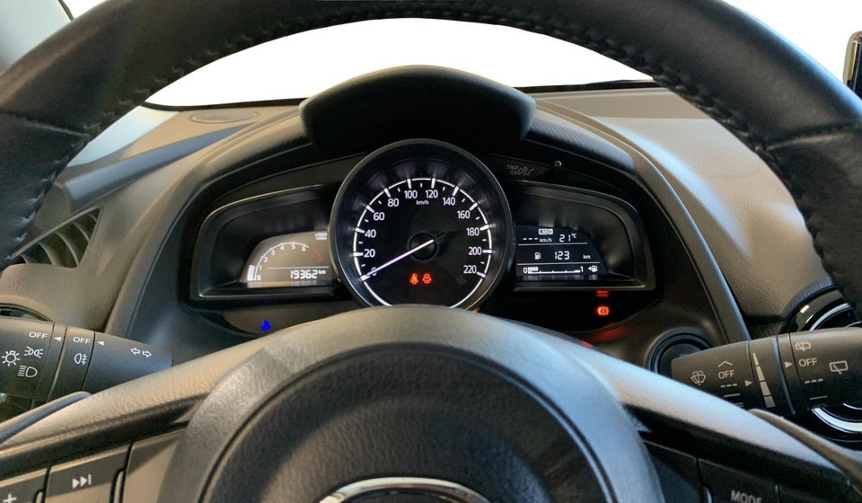 Mazda 2 1,5 e-SkyActive-G Centre-Line 5d