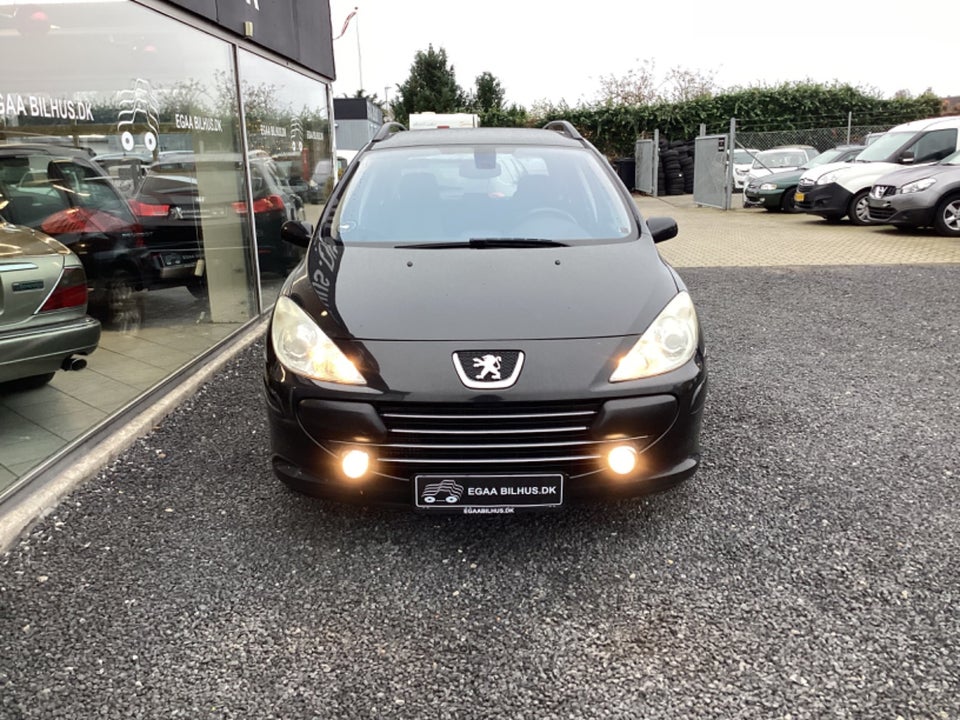 Peugeot 307 1,6 HDi 90 Creative stc. 5d