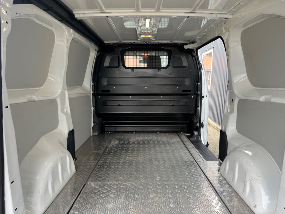 Peugeot Expert 2,0 BlueHDi 122 L2 Plus Van