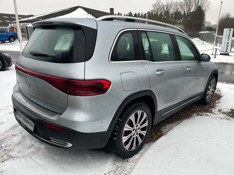 Mercedes EQB250+ Progressive 5d