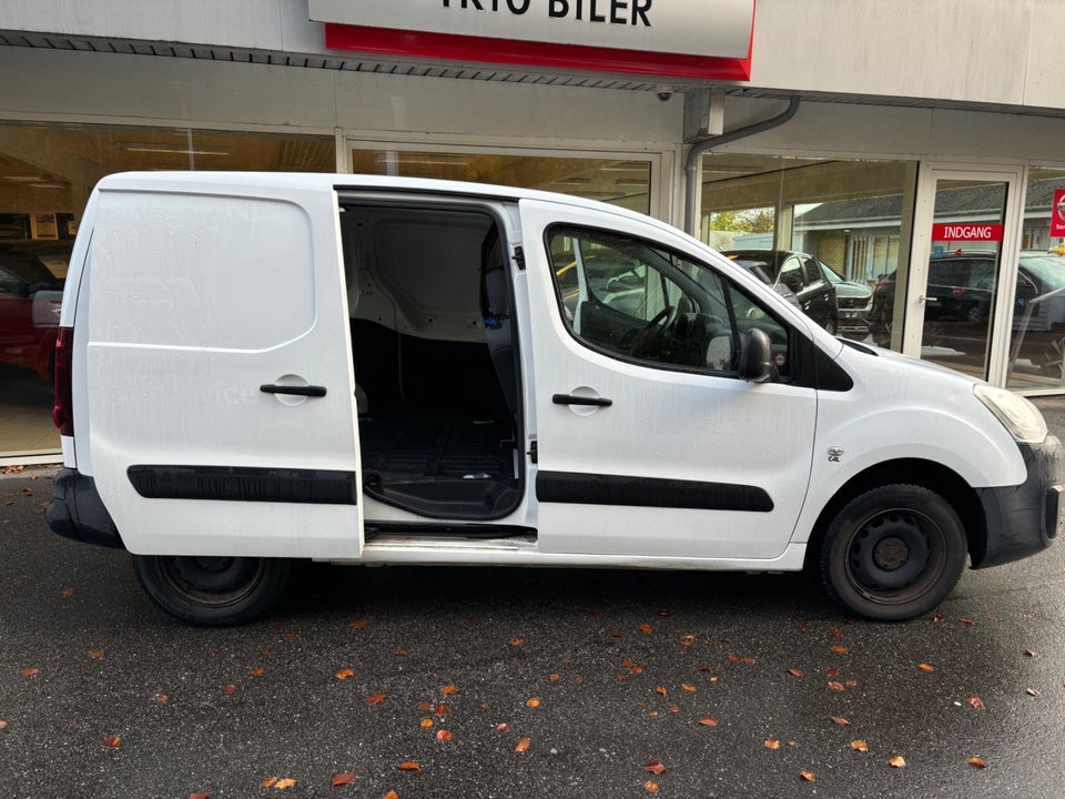 Peugeot Partner 1,6 BlueHDi 100 L1 Flex Van 5d