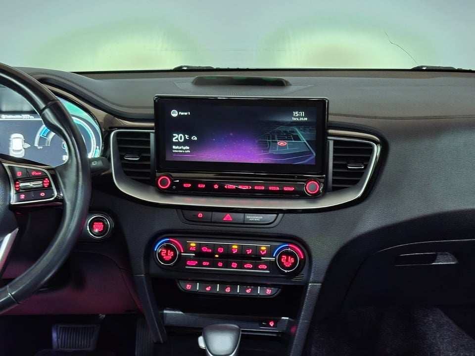 Kia XCeed 1,6 PHEV Upgrade DCT 5d