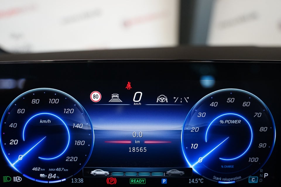 Mercedes EQA250+ Progressive 5d