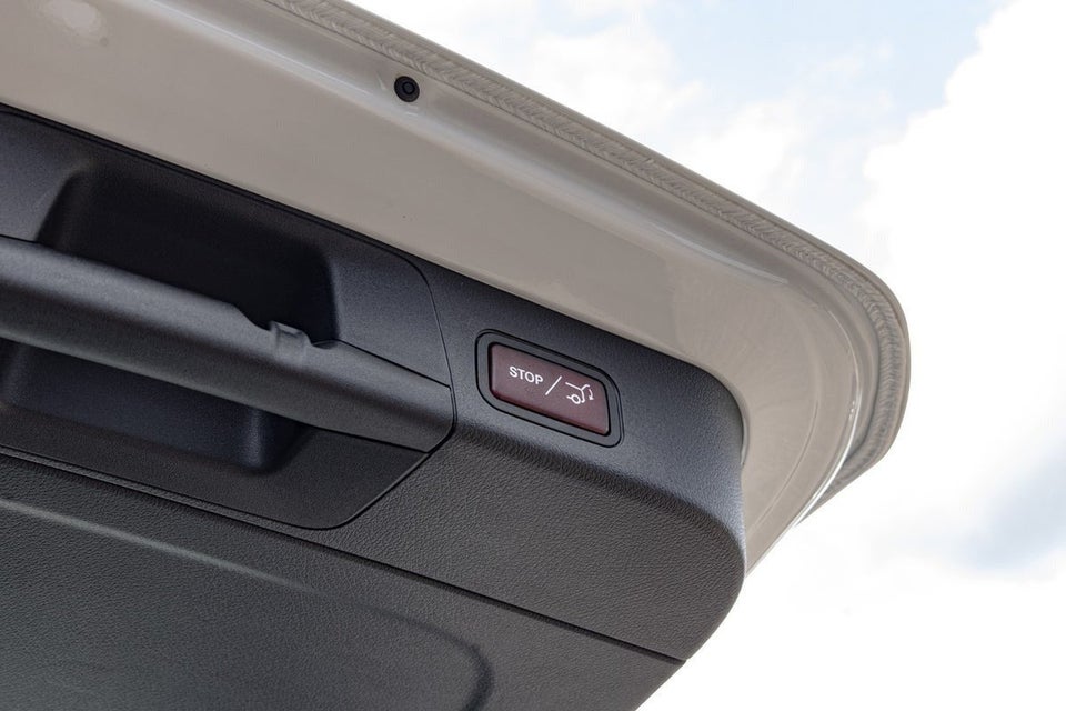 Mercedes EQB300 Progressive 4Matic 5d