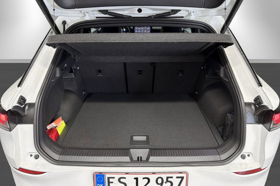 VW T-Roc 1,5 eTSi 150 R-line DSG 5d
