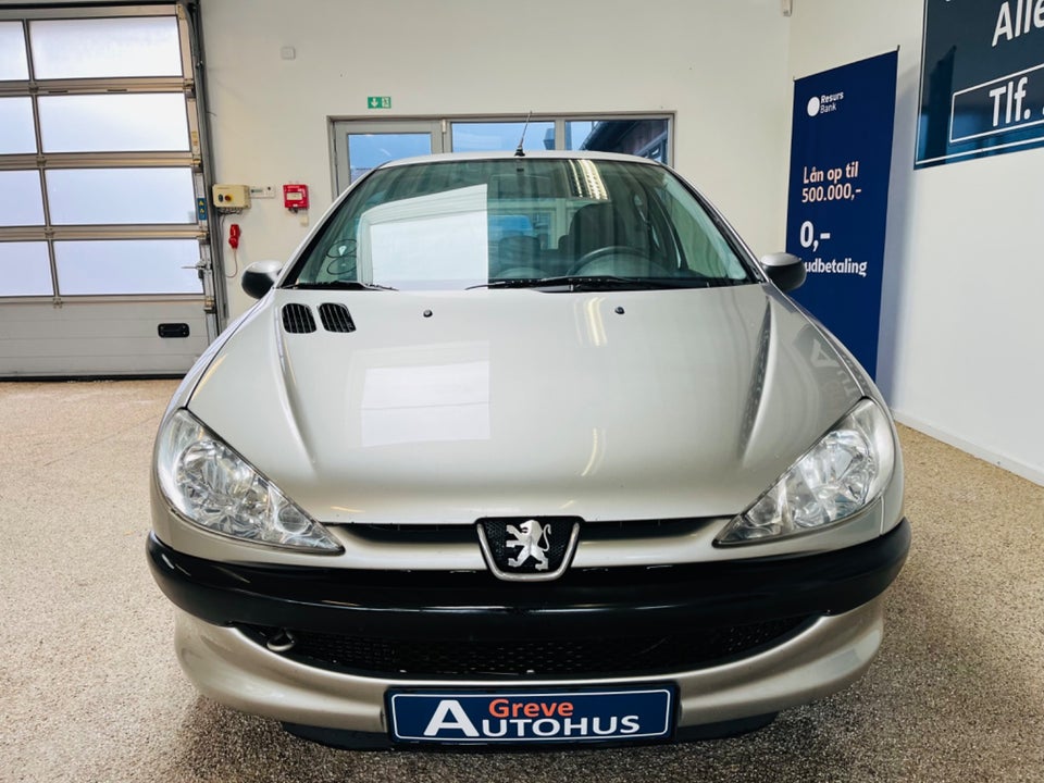 Peugeot 206 1,4 XR aut. 3d