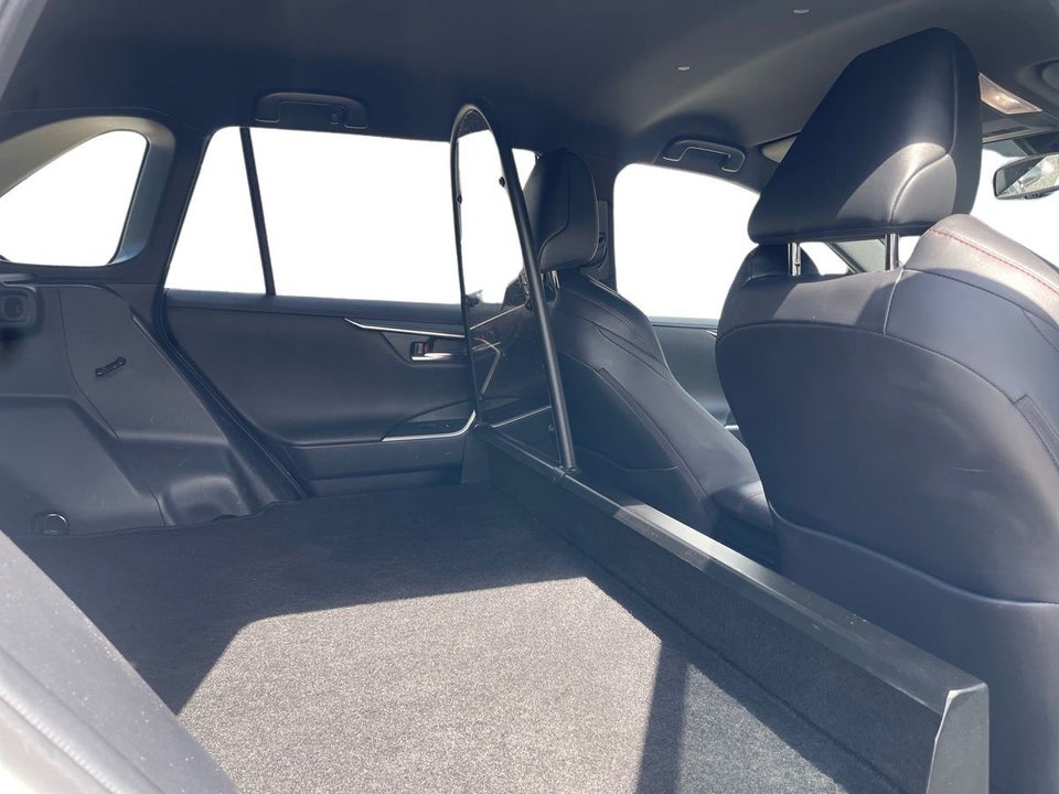 Toyota RAV4 2,5 Plug-in Hybrid H3 Premium AWD-i Van 5d